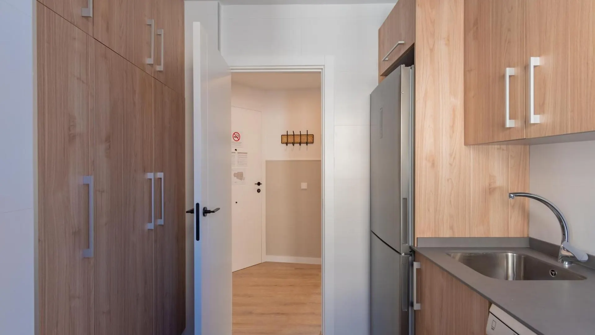 Feelathome Atarazanas Apartments Malaga Hiszpania
