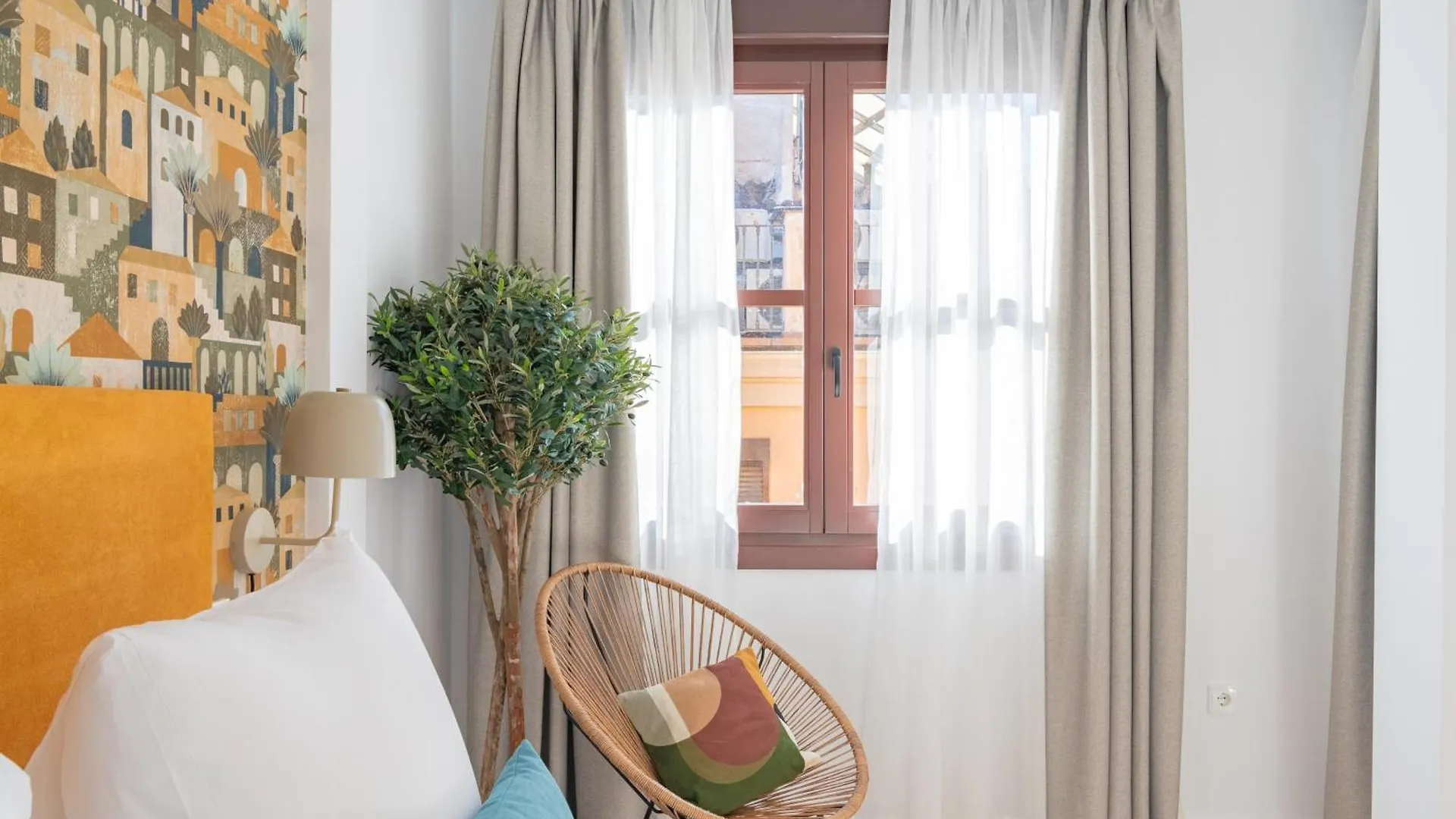 Feelathome Atarazanas Apartments Malaga