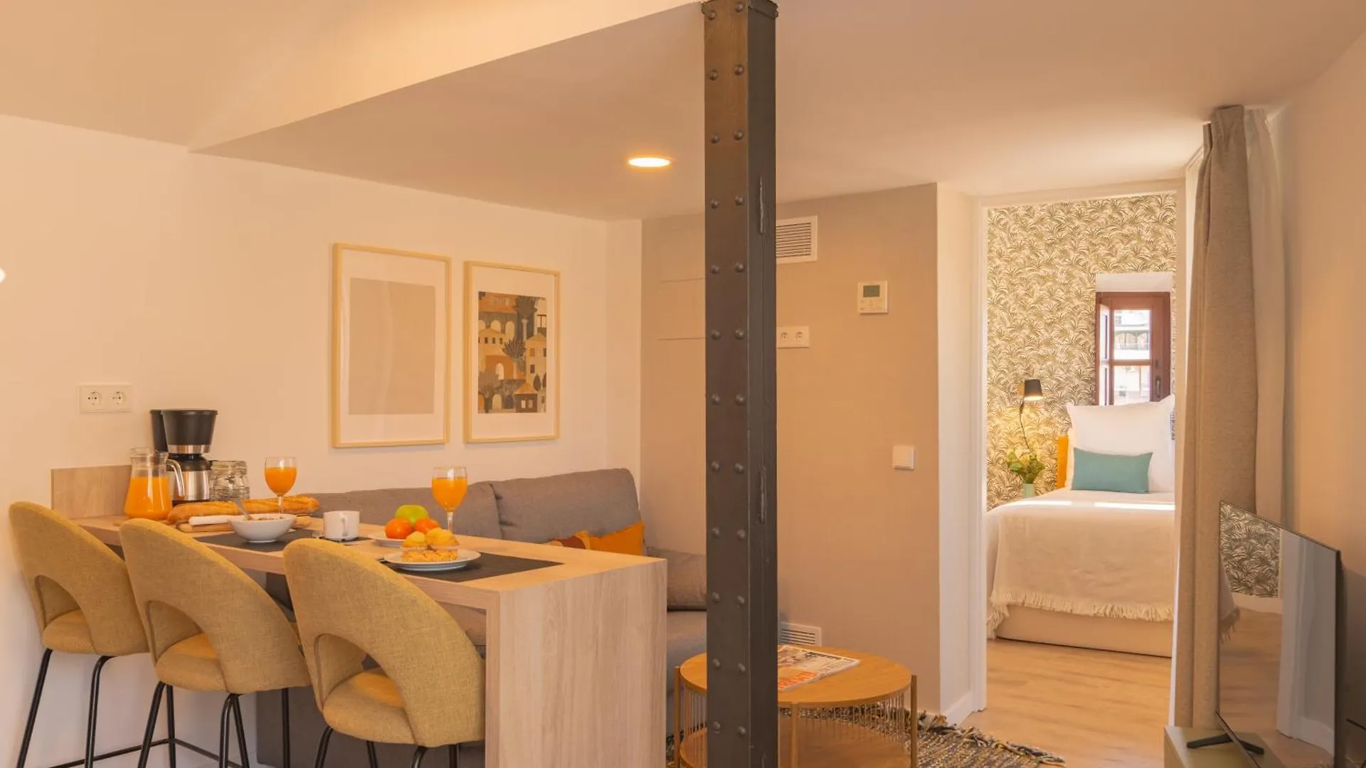 Feelathome Atarazanas Apartments Malaga