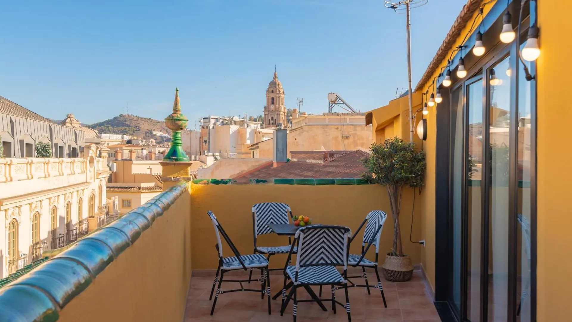 Feelathome Atarazanas Apartments Malaga 0*,
