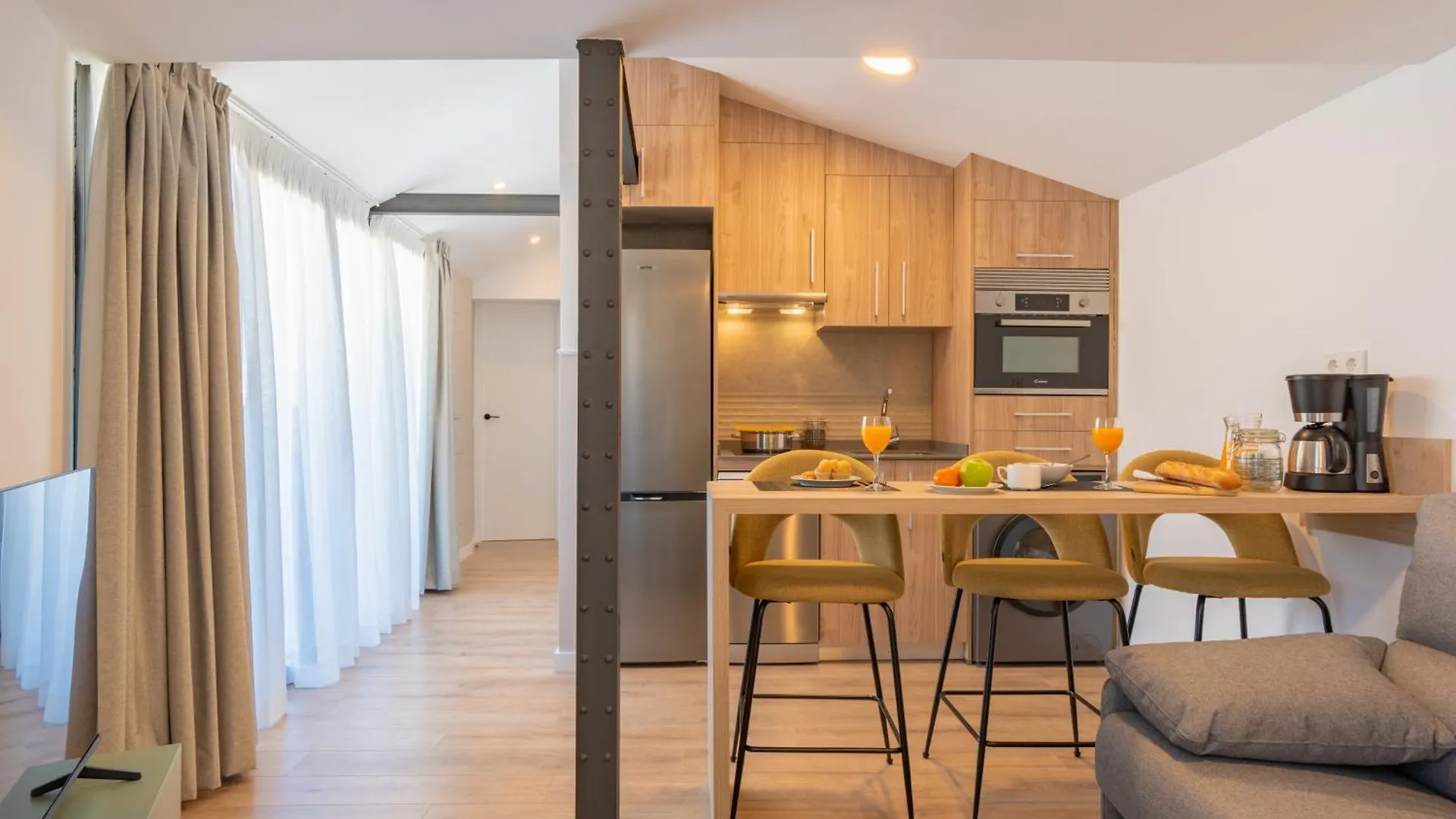 Feelathome Atarazanas Apartments Malaga