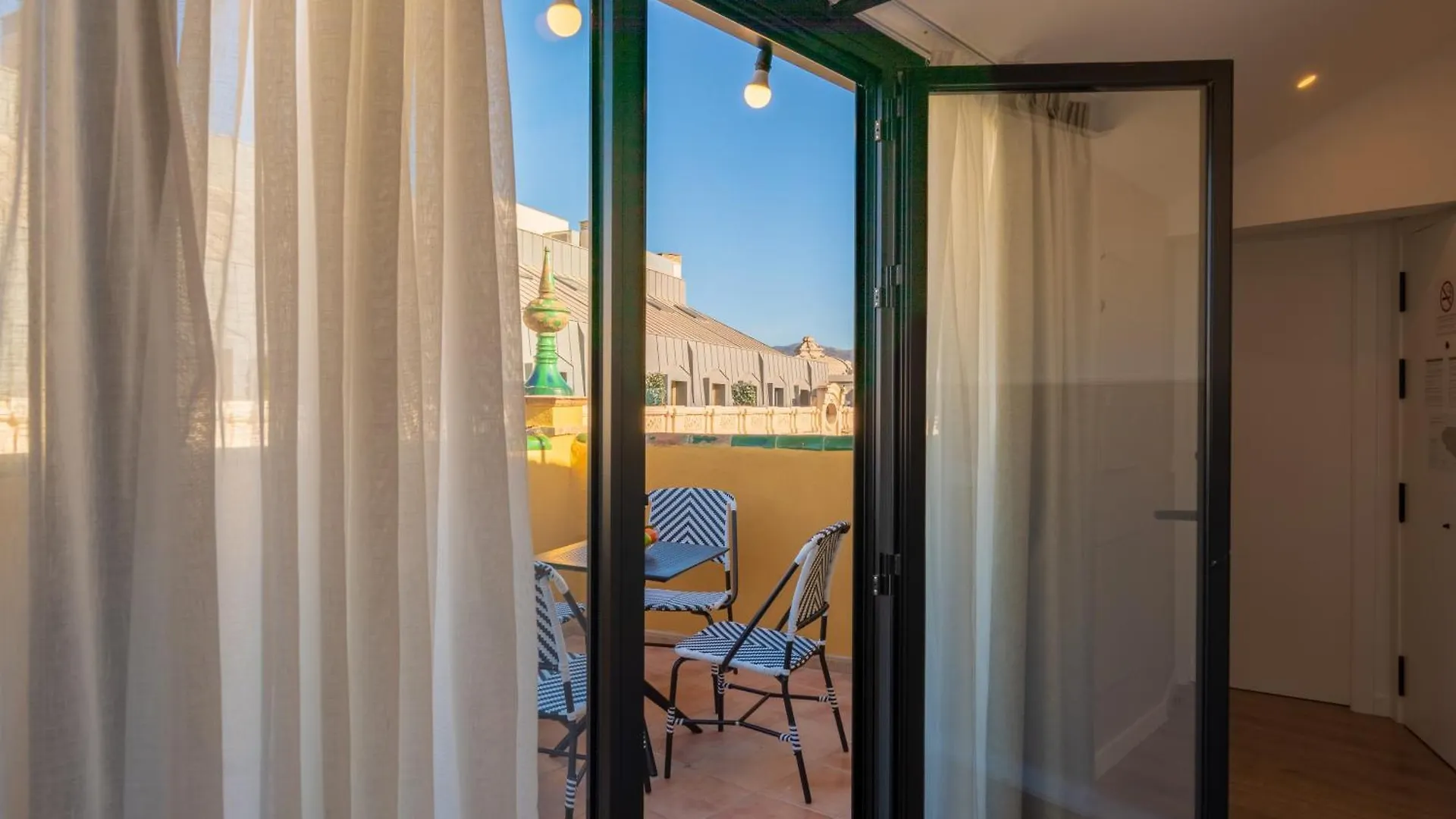 Feelathome Atarazanas Apartments Malaga 0*,