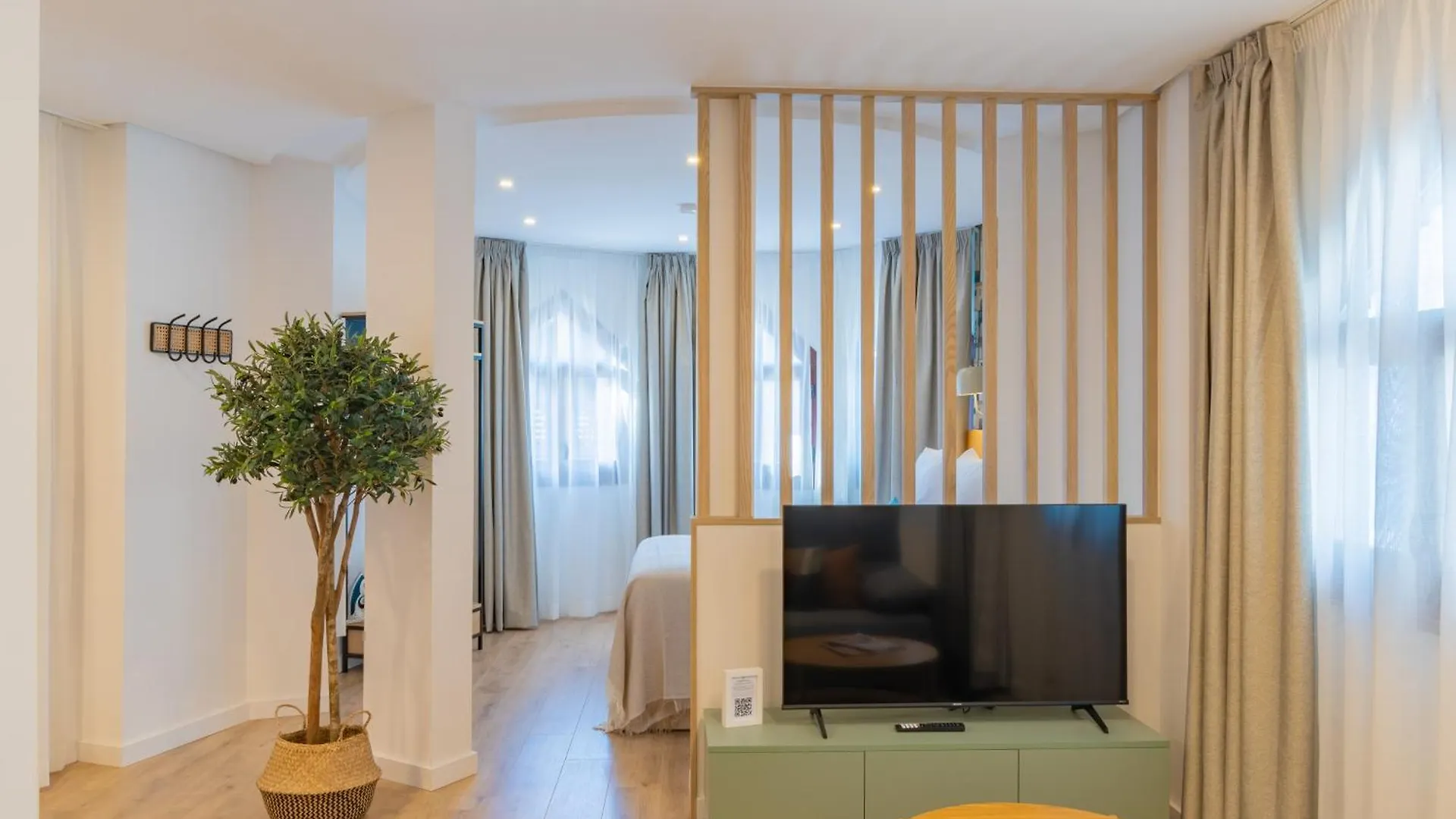 Feelathome Atarazanas Apartments Malaga