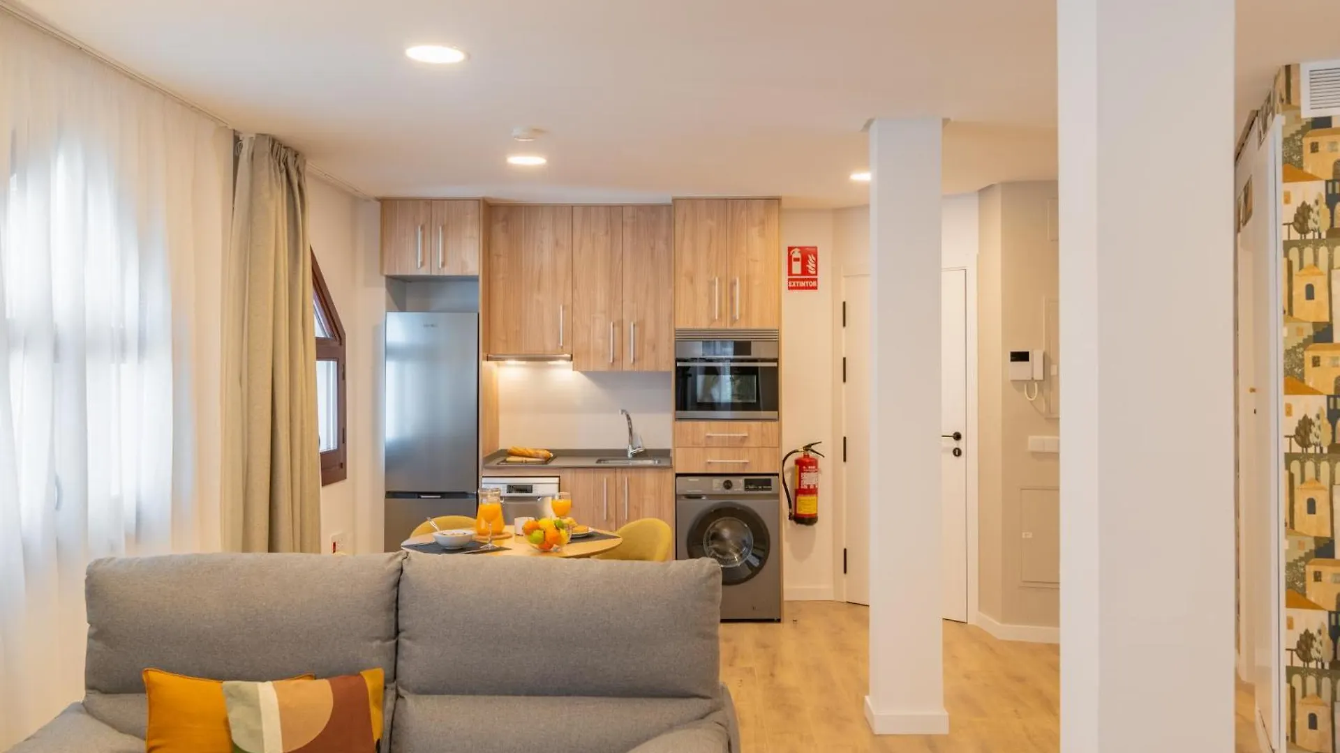 Feelathome Atarazanas Apartments Malaga