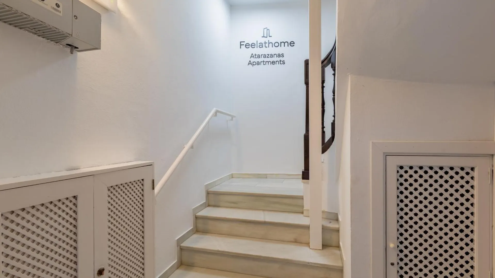 Feelathome Atarazanas Apartments Malaga