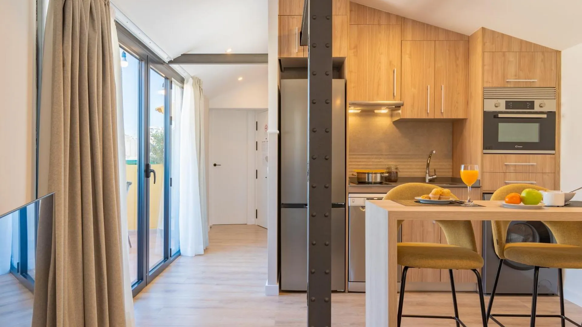 Feelathome Atarazanas Apartments Malaga